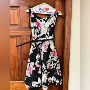 lilly pulitzer navy maxi dress NWT - Parigi Elbow Sleeve - True X Gold Metallic Rope Stripe Crinkle Knit US Size:Child 13 eventwear Cotton Dress White T Fits against body at